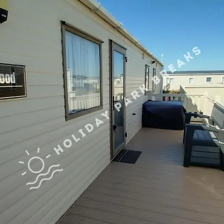 Haywood - 3 Bed Pet Friendly Holiday Home At Seal Bay Selsey Exterior photo